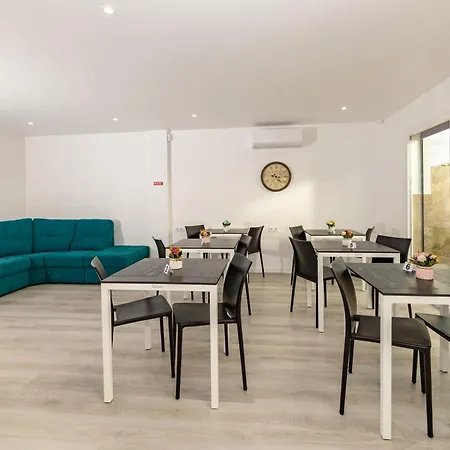 J&c Guest house *